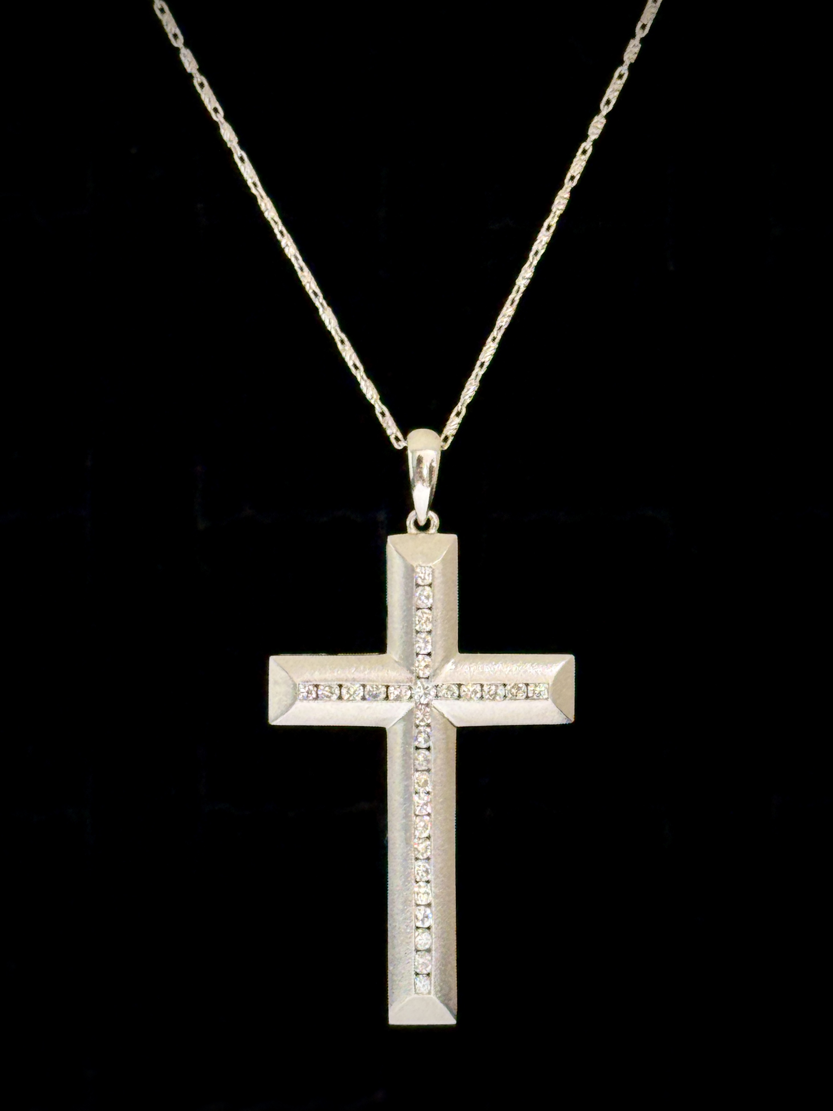 Cross Pendant w/Chain-40900PSF